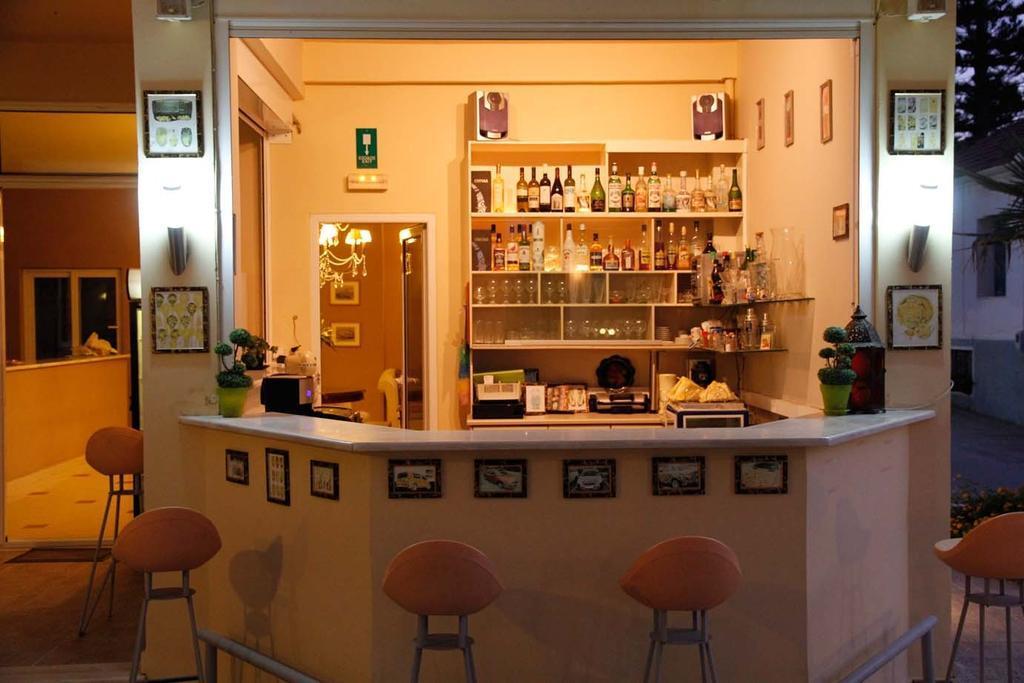 Lambrinos 2* Platanés