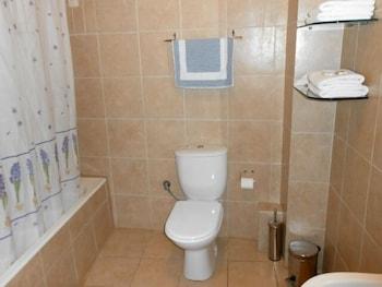 Lambrinos Aparthotel Platanés