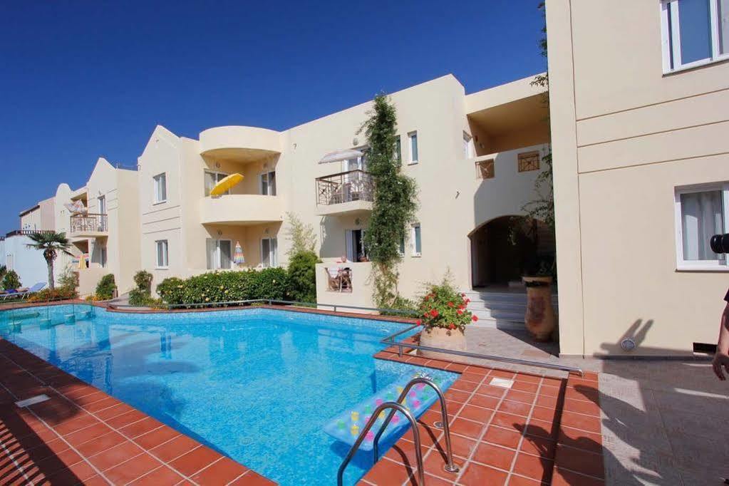 Aparthotel Lambrinos Platanés