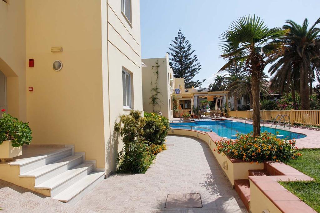 Aparthotel Lambrinos Platanés